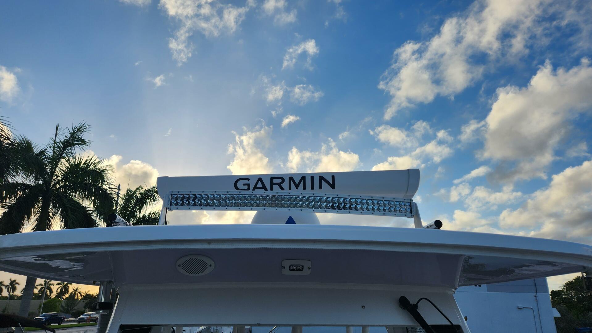 35ft Everglades Yacht For Sale