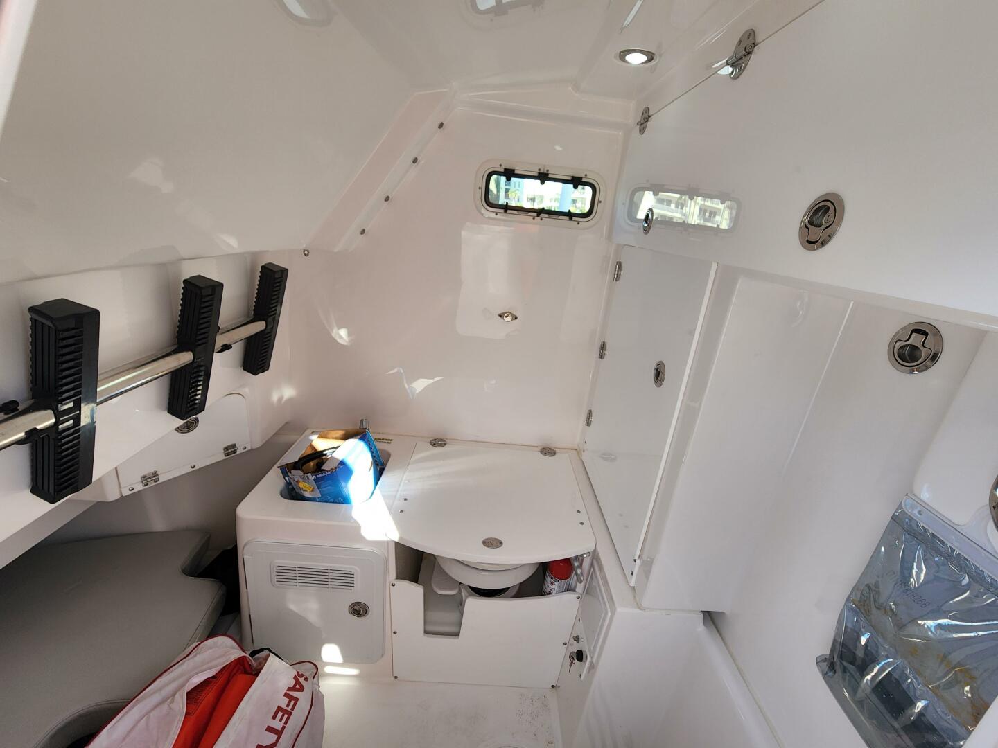 35ft Everglades Yacht For Sale