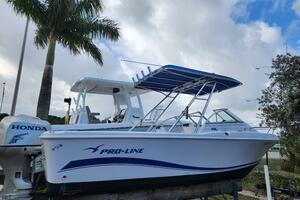 22ft Pro Line Yacht For Sale