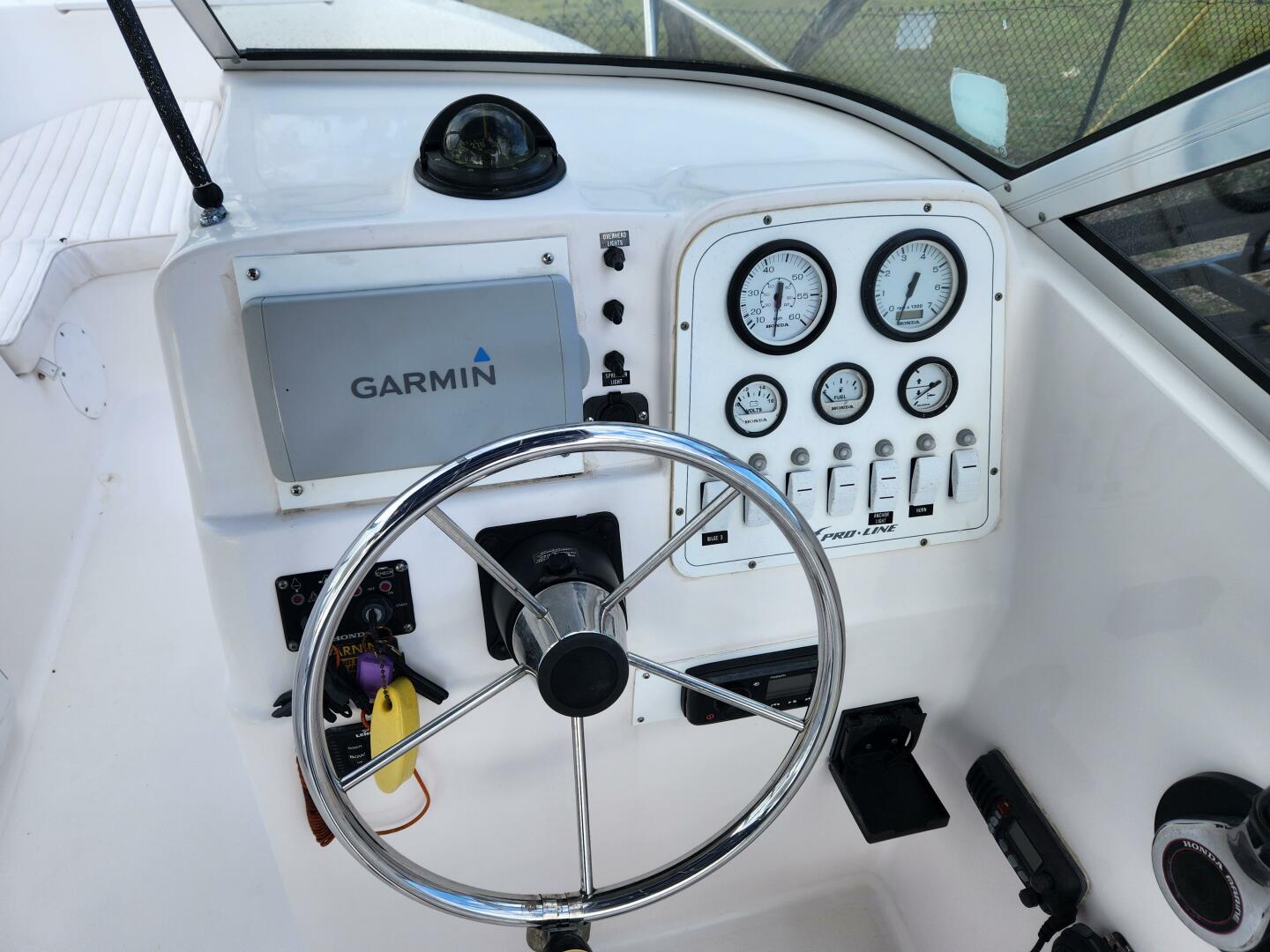 22ft Pro Line Yacht For Sale