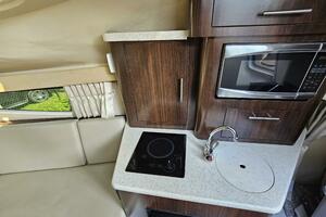 28ft Regal Yacht For Sale
