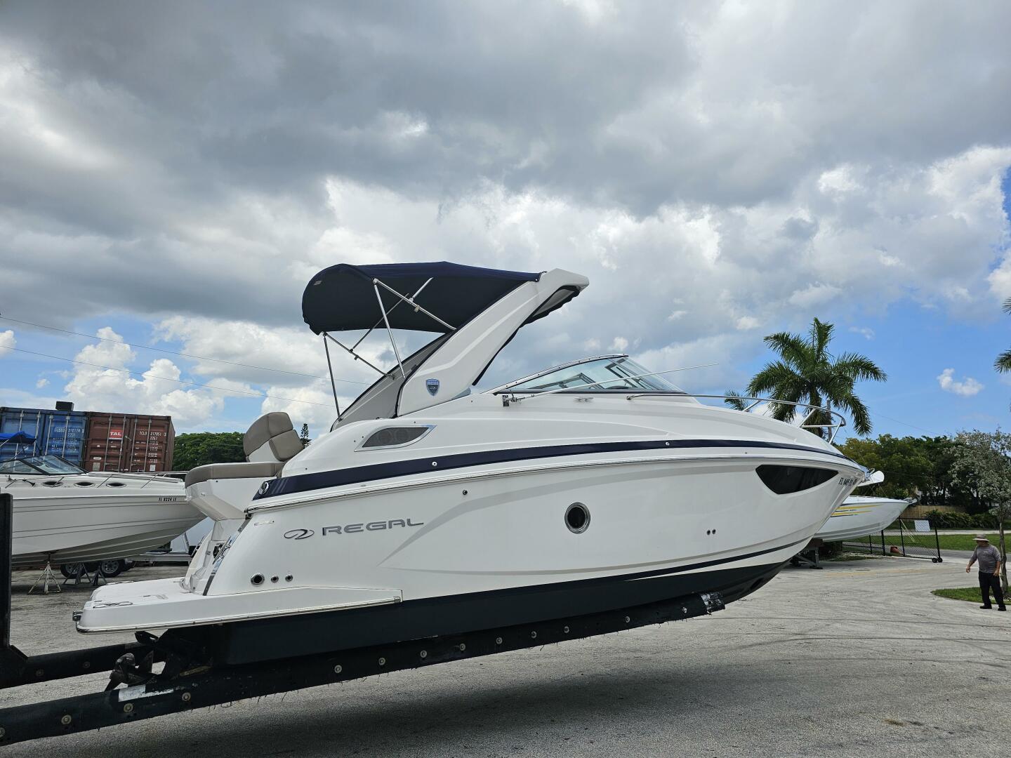 28ft Regal Yacht For Sale