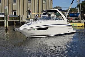 28ft Regal Yacht For Sale