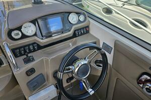 28ft Regal Yacht For Sale