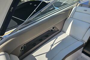 28ft Regal Yacht For Sale