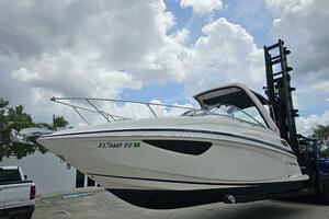 28ft Regal Yacht For Sale