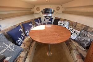 27ft Rinker Yacht For Sale