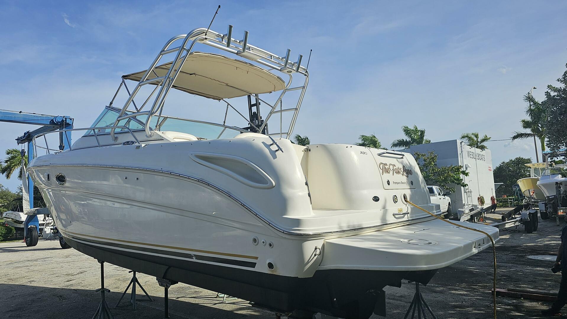 29ft Sea Ray Yacht For Sale