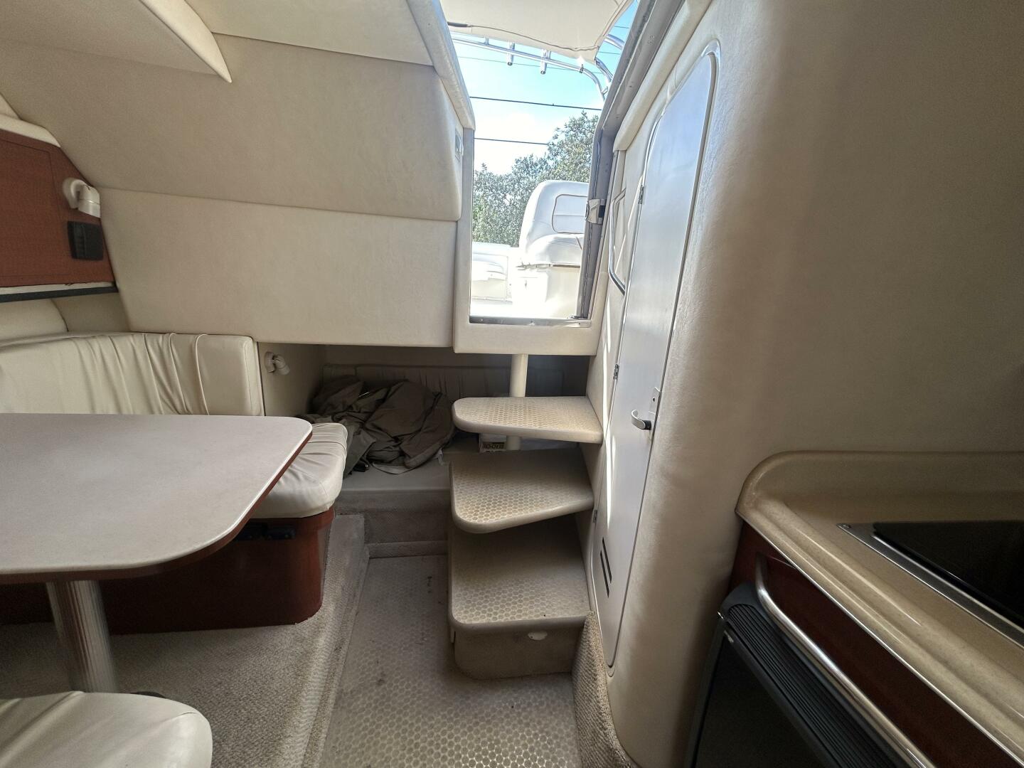 29ft Sea Ray Yacht For Sale