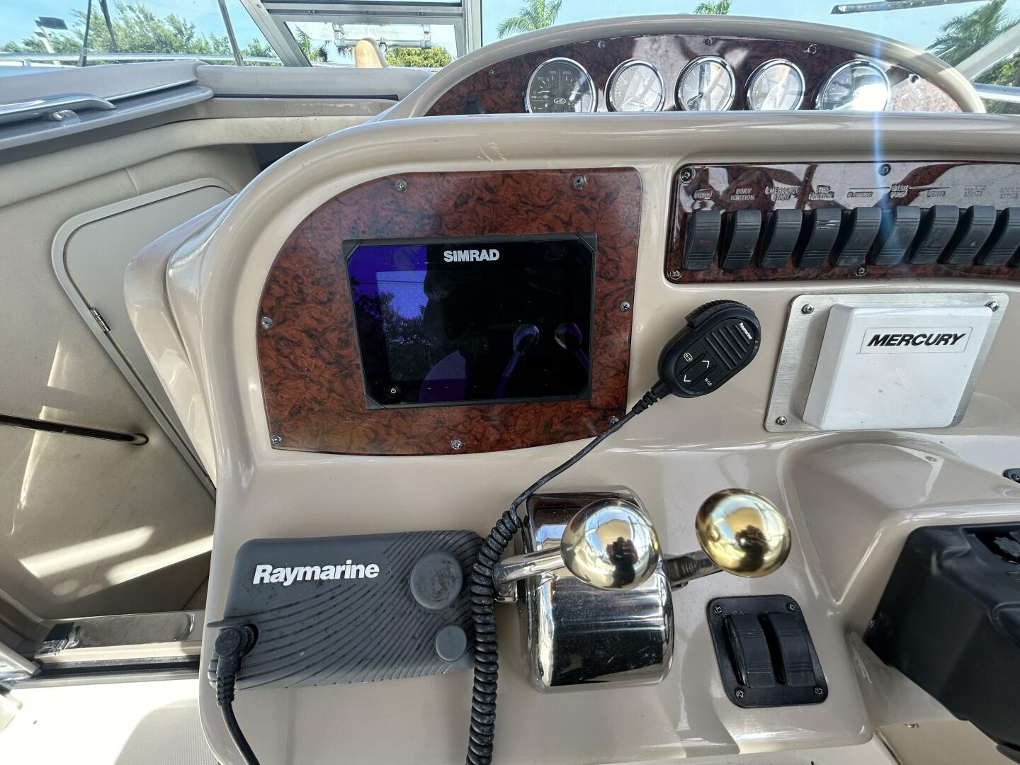 29ft Sea Ray Yacht For Sale