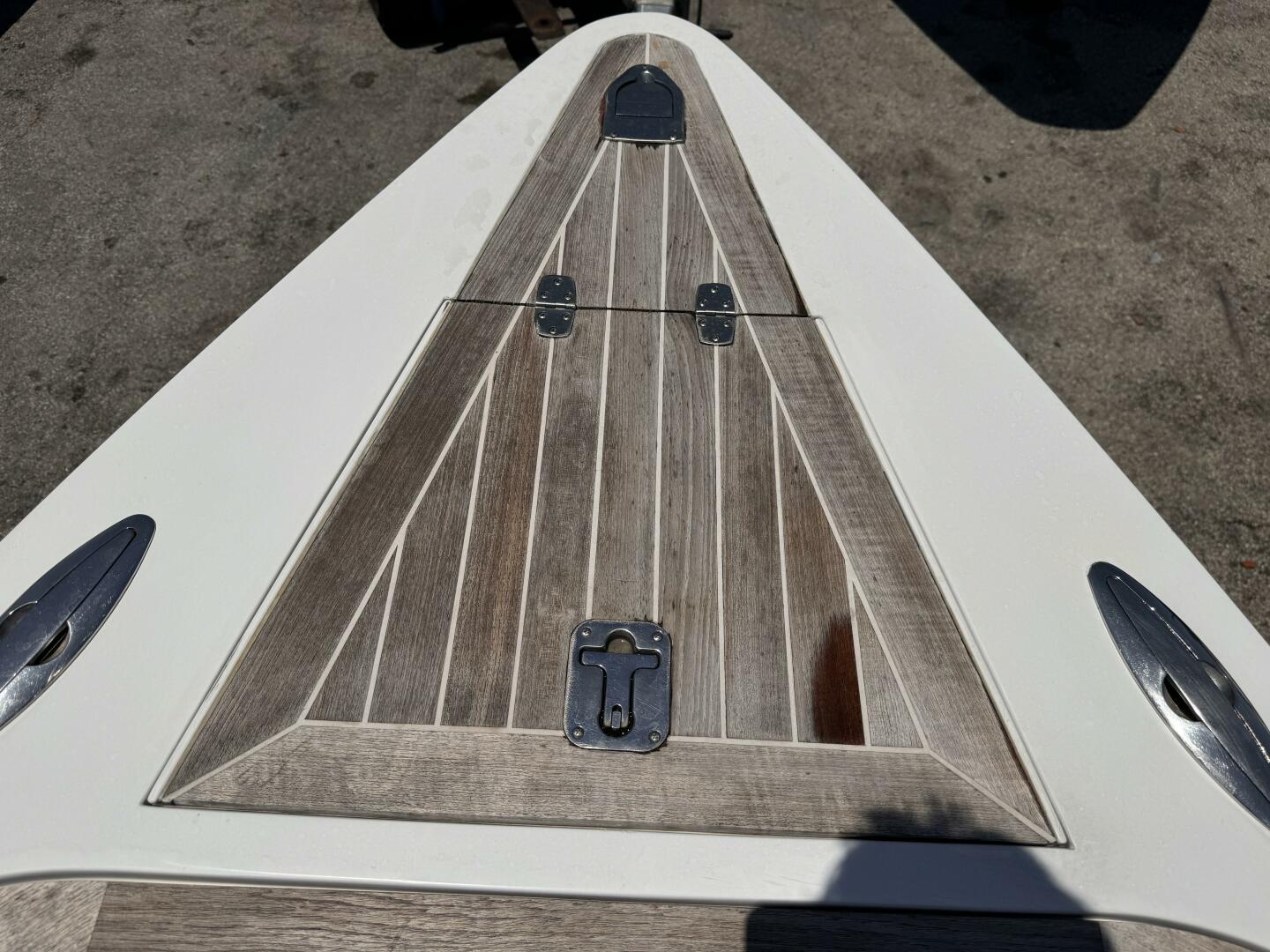 27ft Novurania Yacht For Sale
