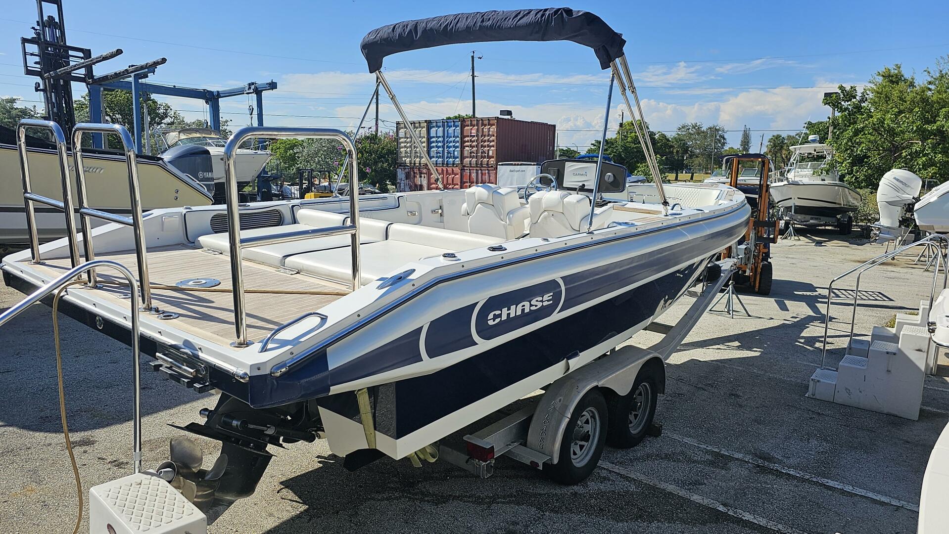 27ft Novurania Yacht For Sale