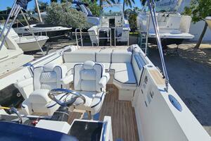 27ft Novurania Yacht For Sale