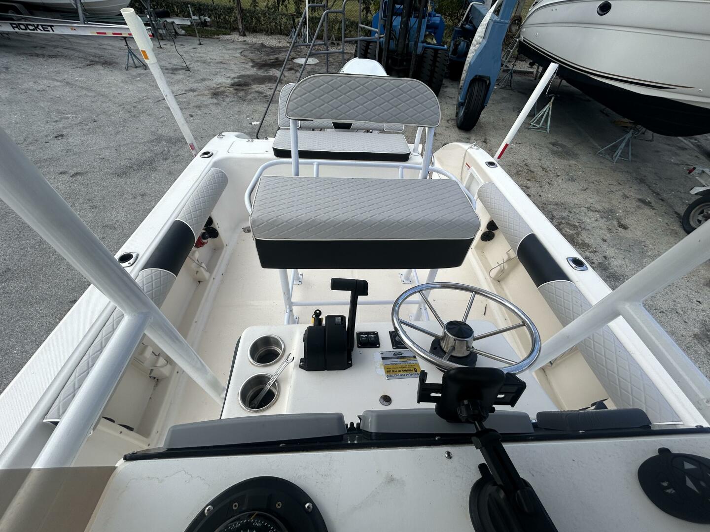 23ft Sea Fox Yacht For Sale
