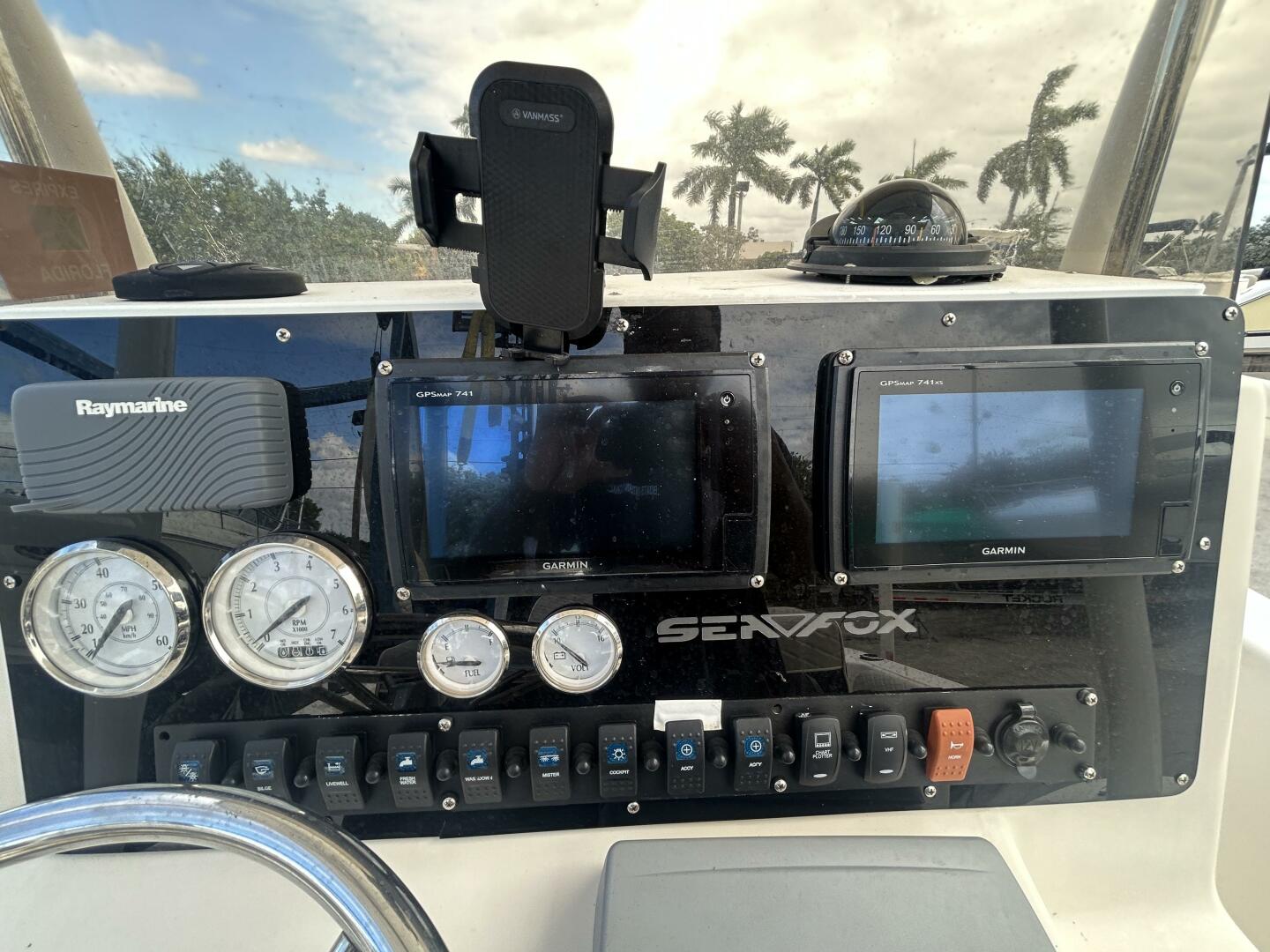 23ft Sea Fox Yacht For Sale