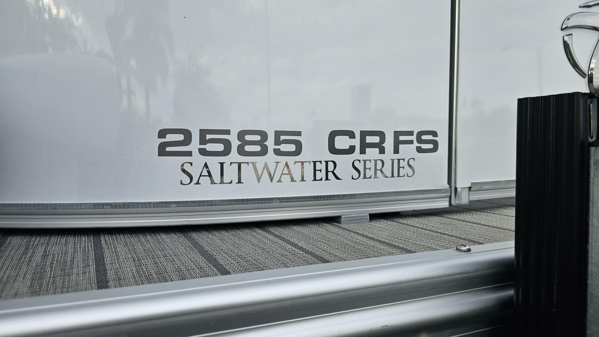 27ft Tahoe Yacht For Sale