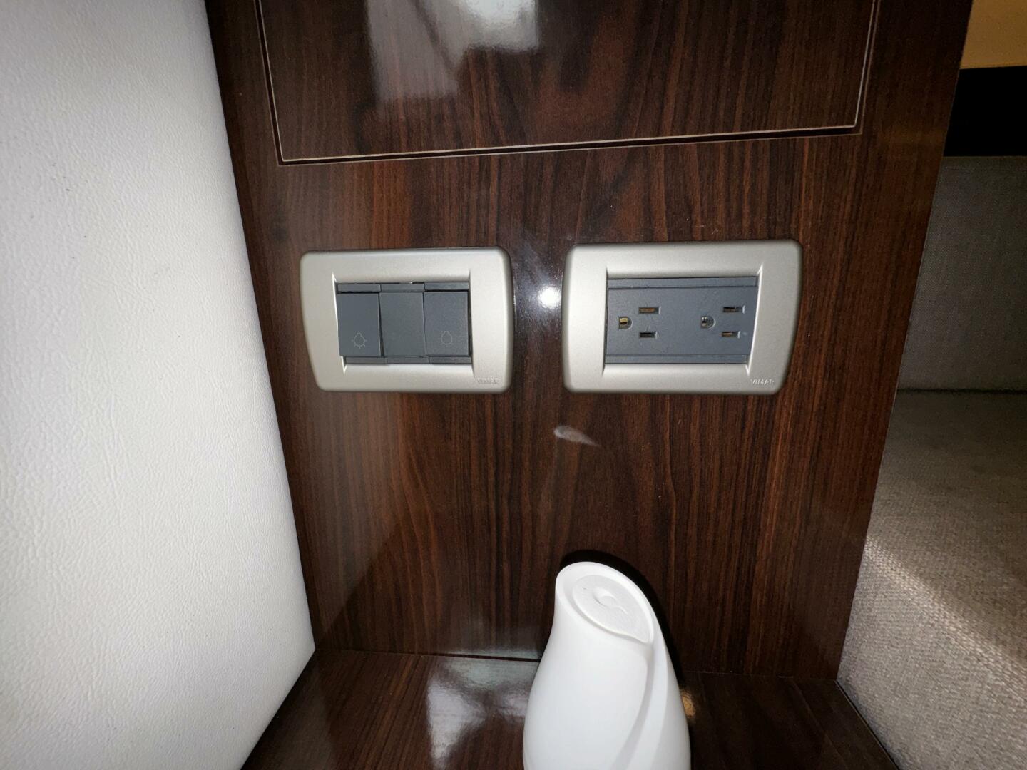 32ft Sea Ray Yacht For Sale