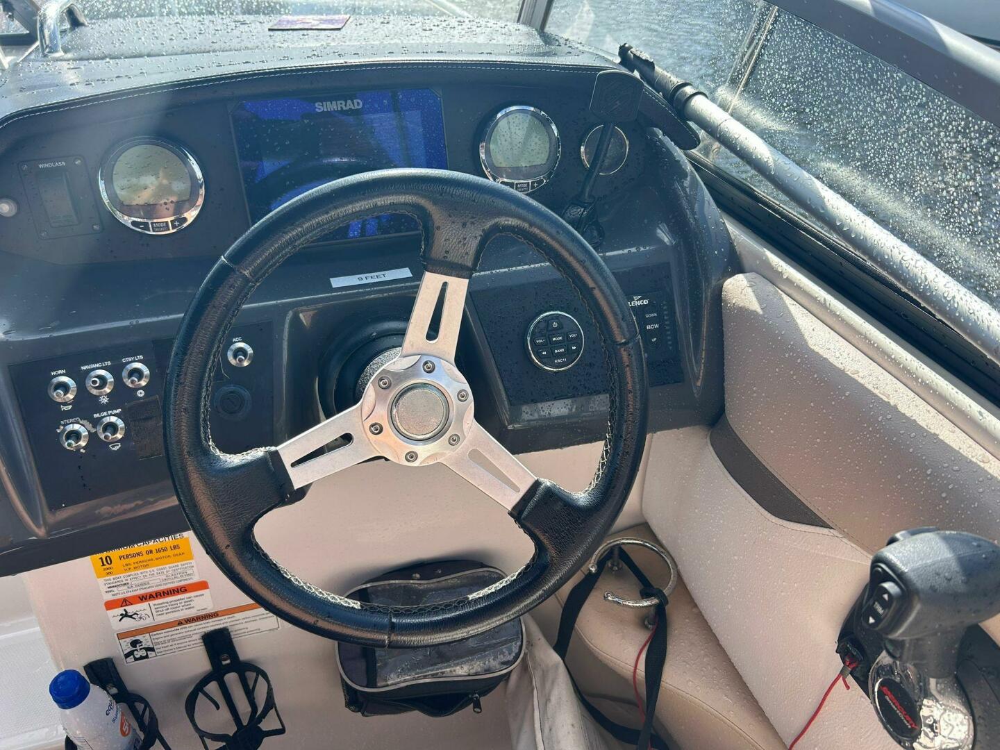 26ft Glastron Yacht For Sale