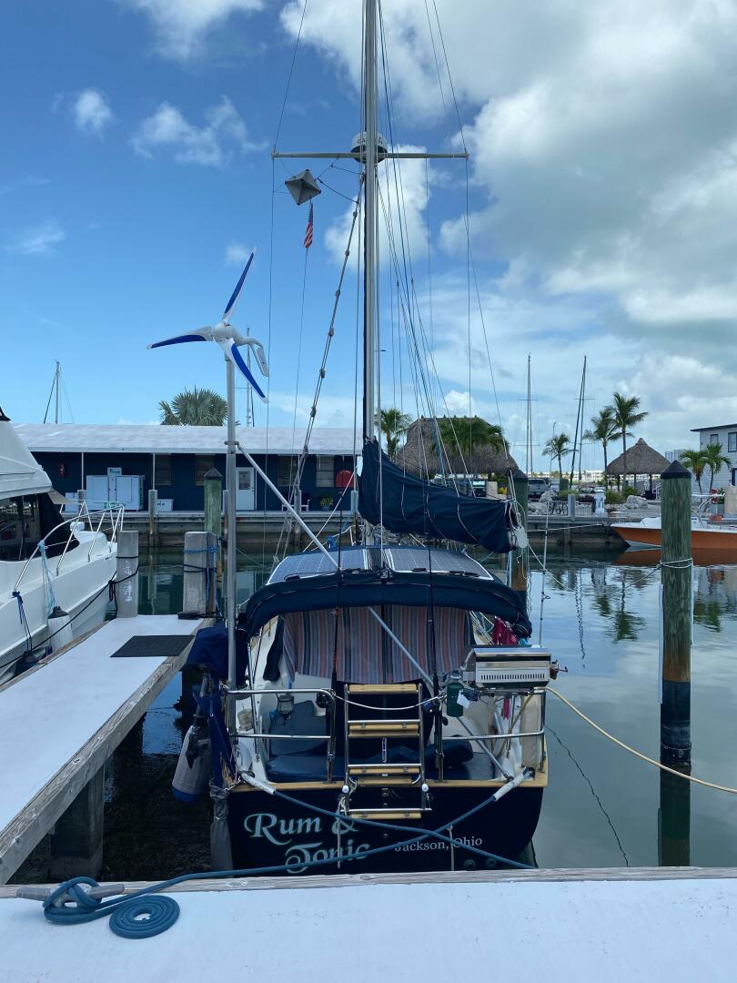 Rum n Tonic 31ft Pacific Seacraft Yacht For Sale