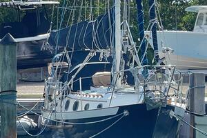 Rum n Tonic 31ft Pacific Seacraft Yacht For Sale