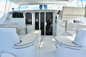 SMOKE AND ROSES 47ft Leopard Yacht For Sale