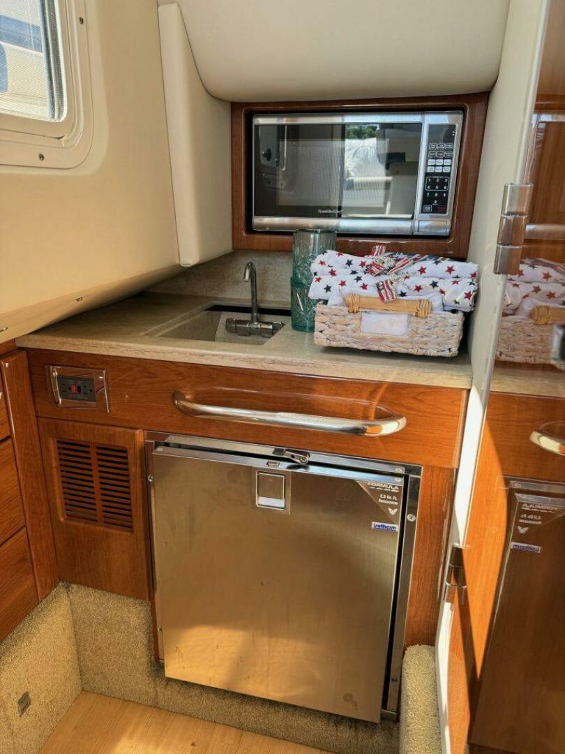 35ft Formula Yacht For Sale