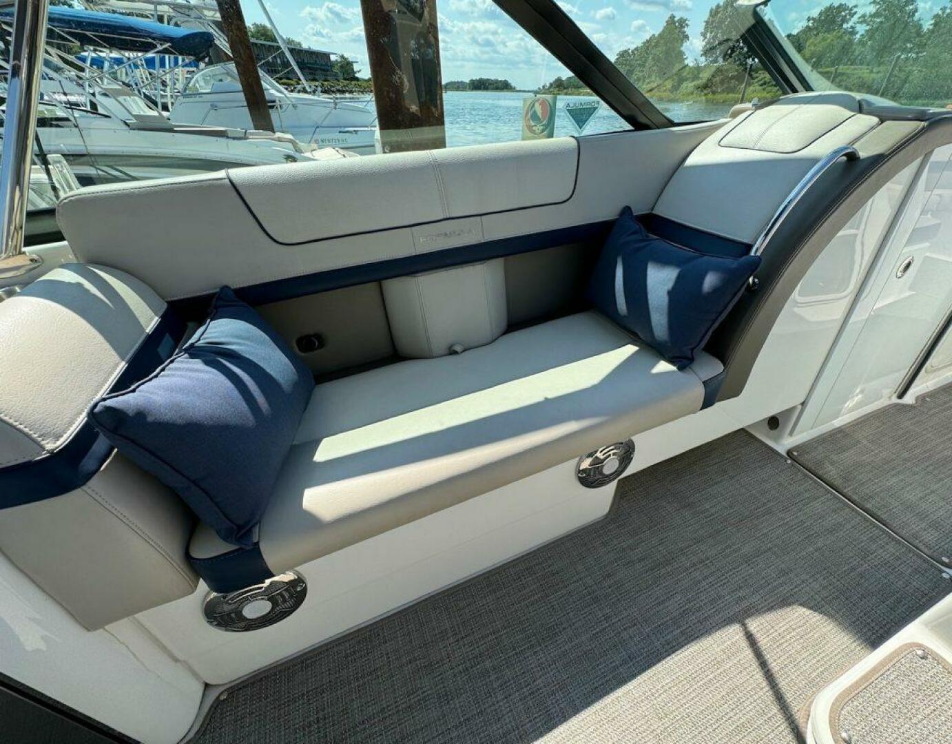35ft Formula Yacht For Sale