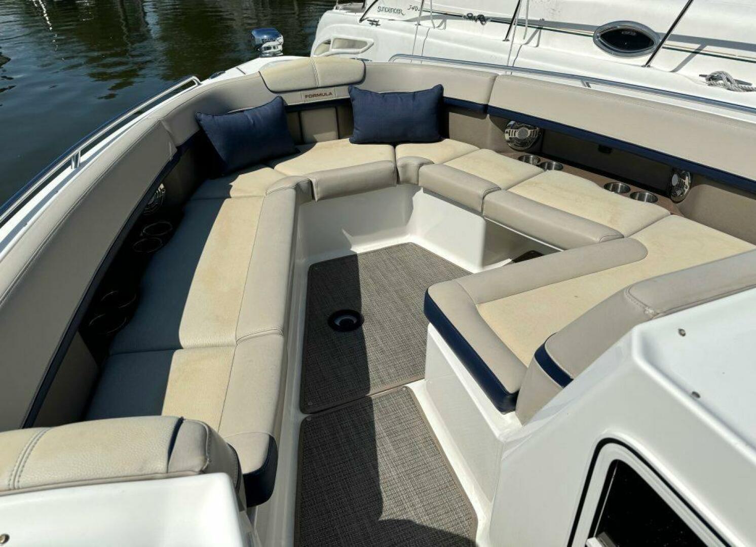 35ft Formula Yacht For Sale