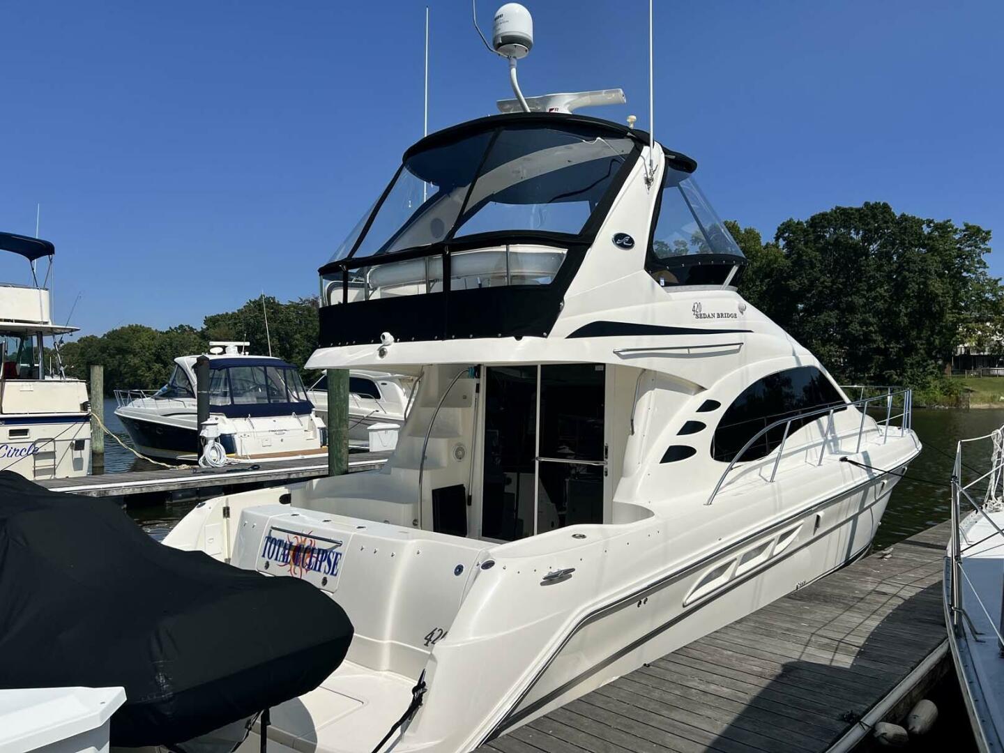 TOTAL ECLIPSE 42ft Sea Ray Yacht For Sale