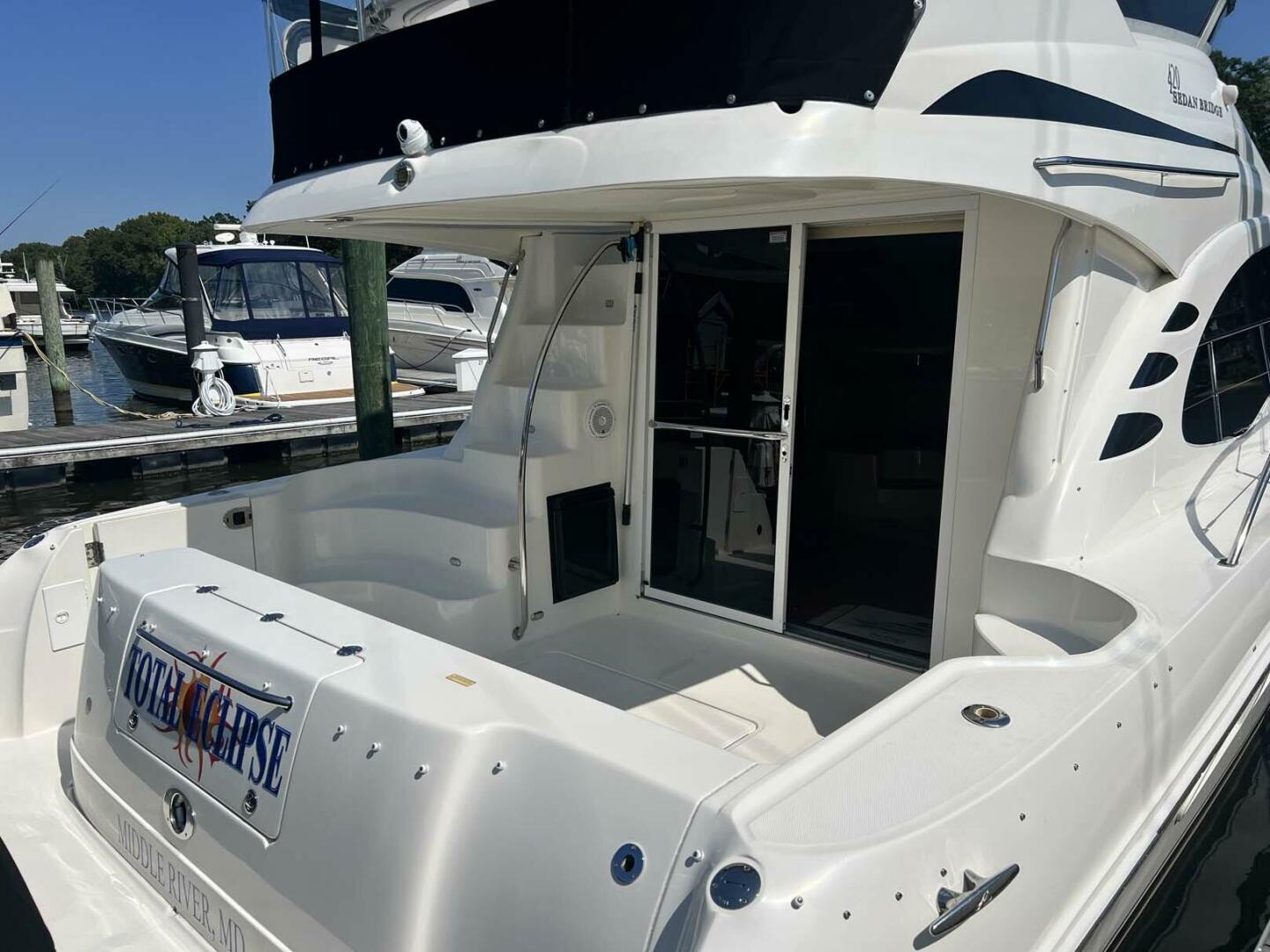 TOTAL ECLIPSE 42ft Sea Ray Yacht For Sale