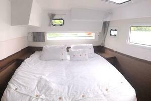 42ft Lagoon Yacht For Sale