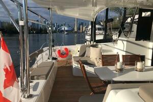 42ft Lagoon Yacht For Sale