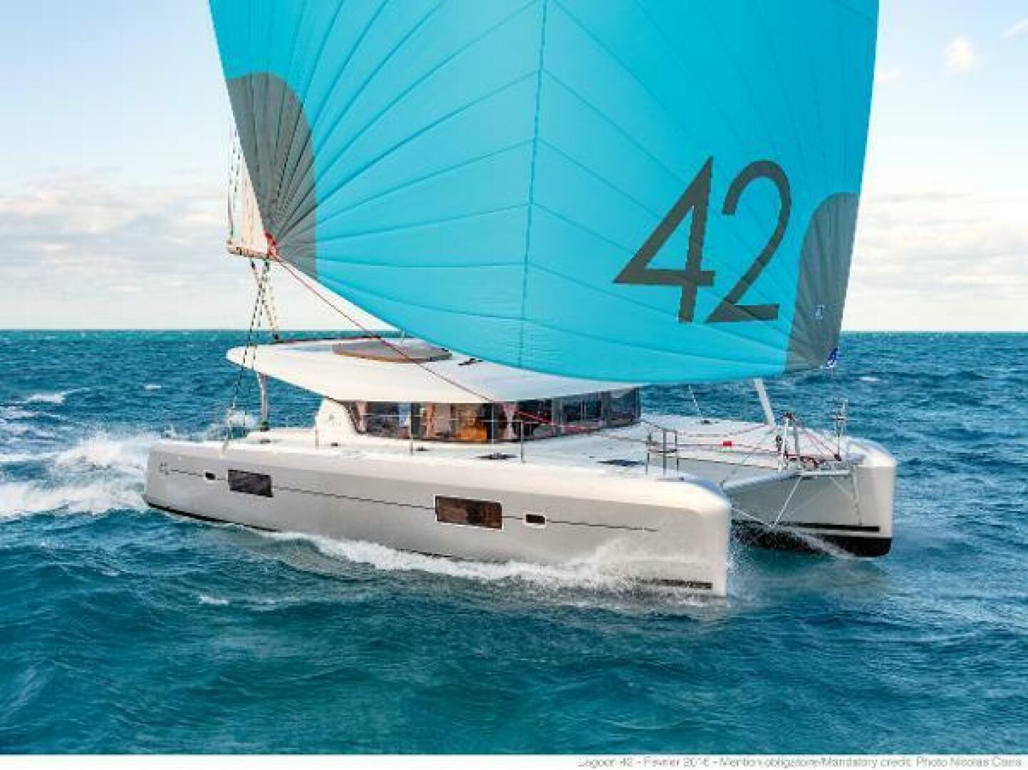42ft Lagoon Yacht For Sale
