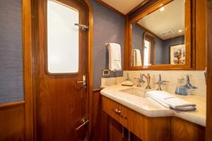 JULIANNE 90ft Outer Reef Yachts Yacht For Sale