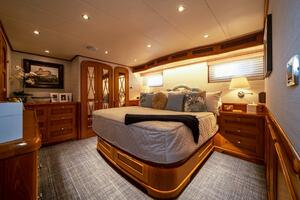 JULIANNE 90ft Outer Reef Yachts Yacht For Sale