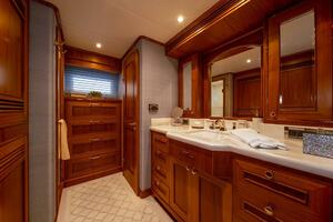 JULIANNE 90ft Outer Reef Yachts Yacht For Sale