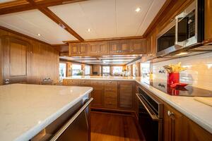 JULIANNE 90ft Outer Reef Yachts Yacht For Sale