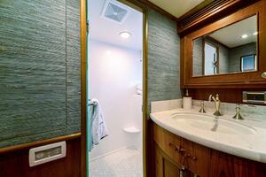 JULIANNE 90ft Outer Reef Yachts Yacht For Sale