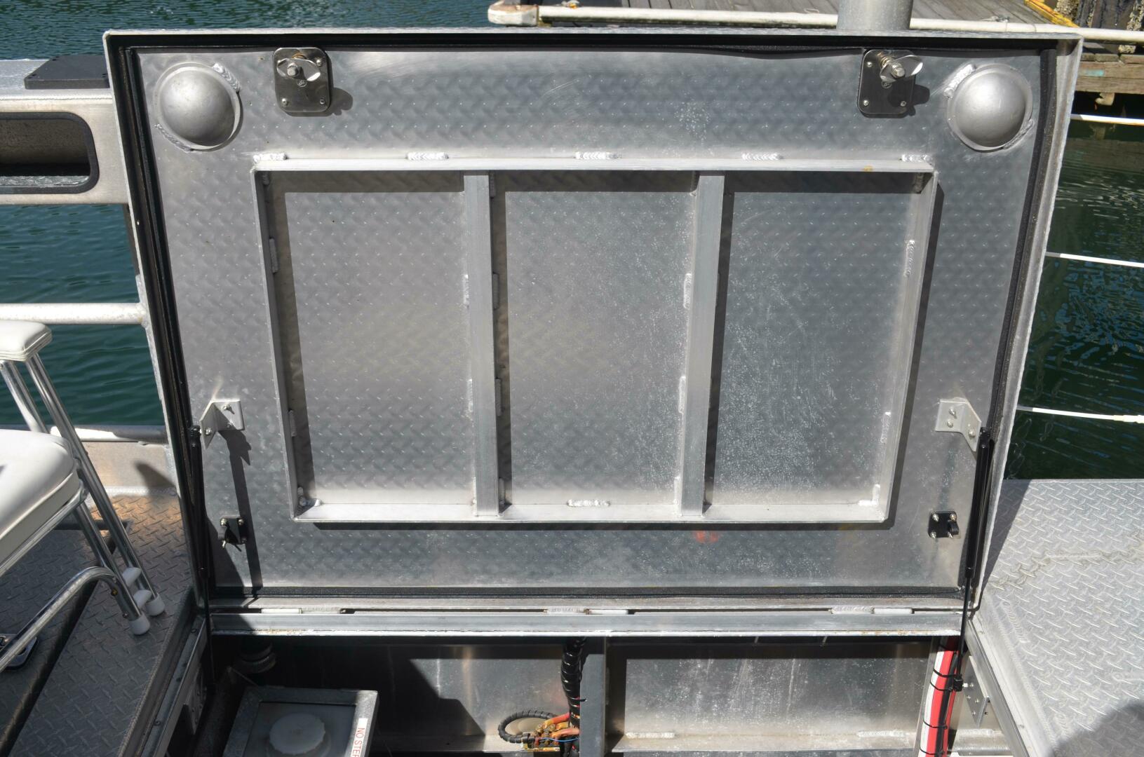 Hatch 36ft Munson Yacht For Sale