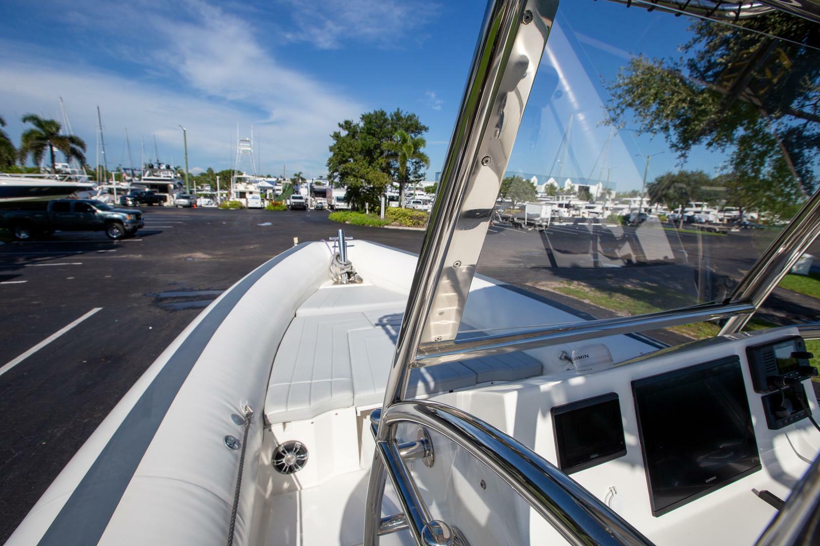 T T ROCKIT 26ft Phantom Yacht For Sale