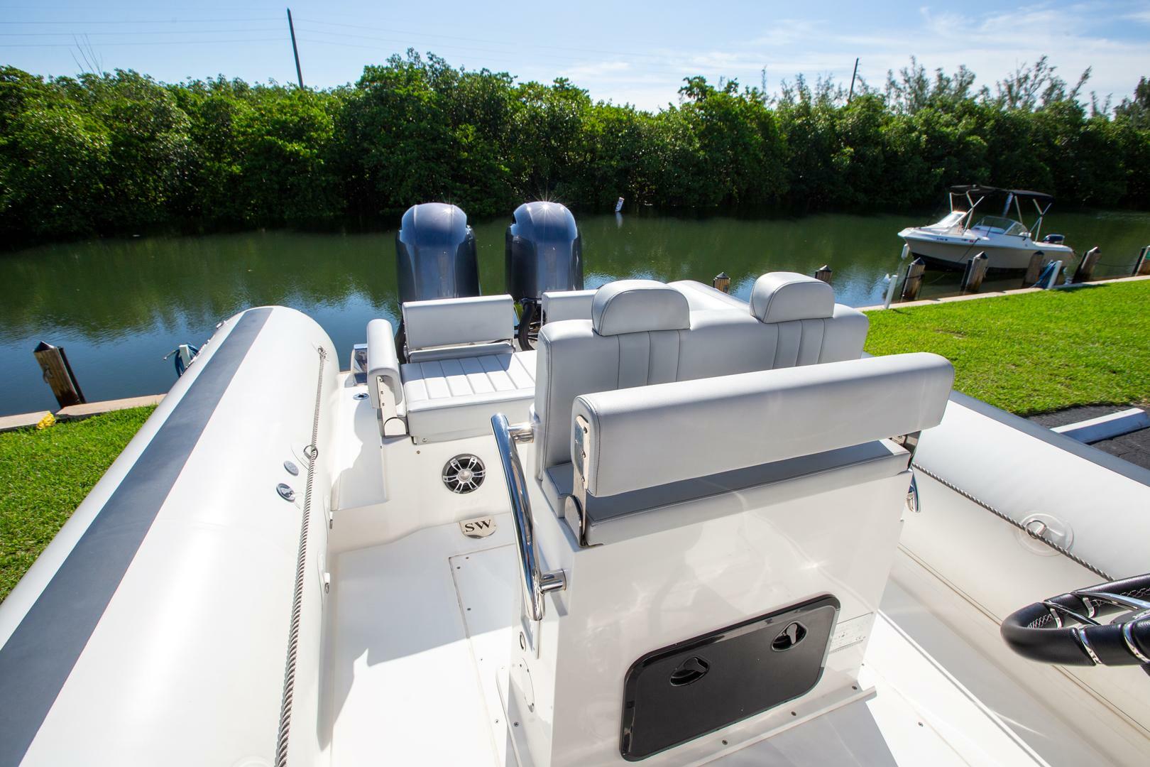 T T ROCKIT 26ft Phantom Yacht For Sale