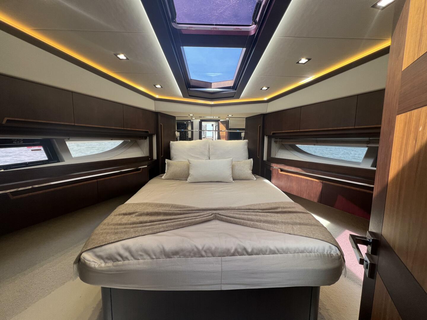 66ft Galeon Yacht For Sale