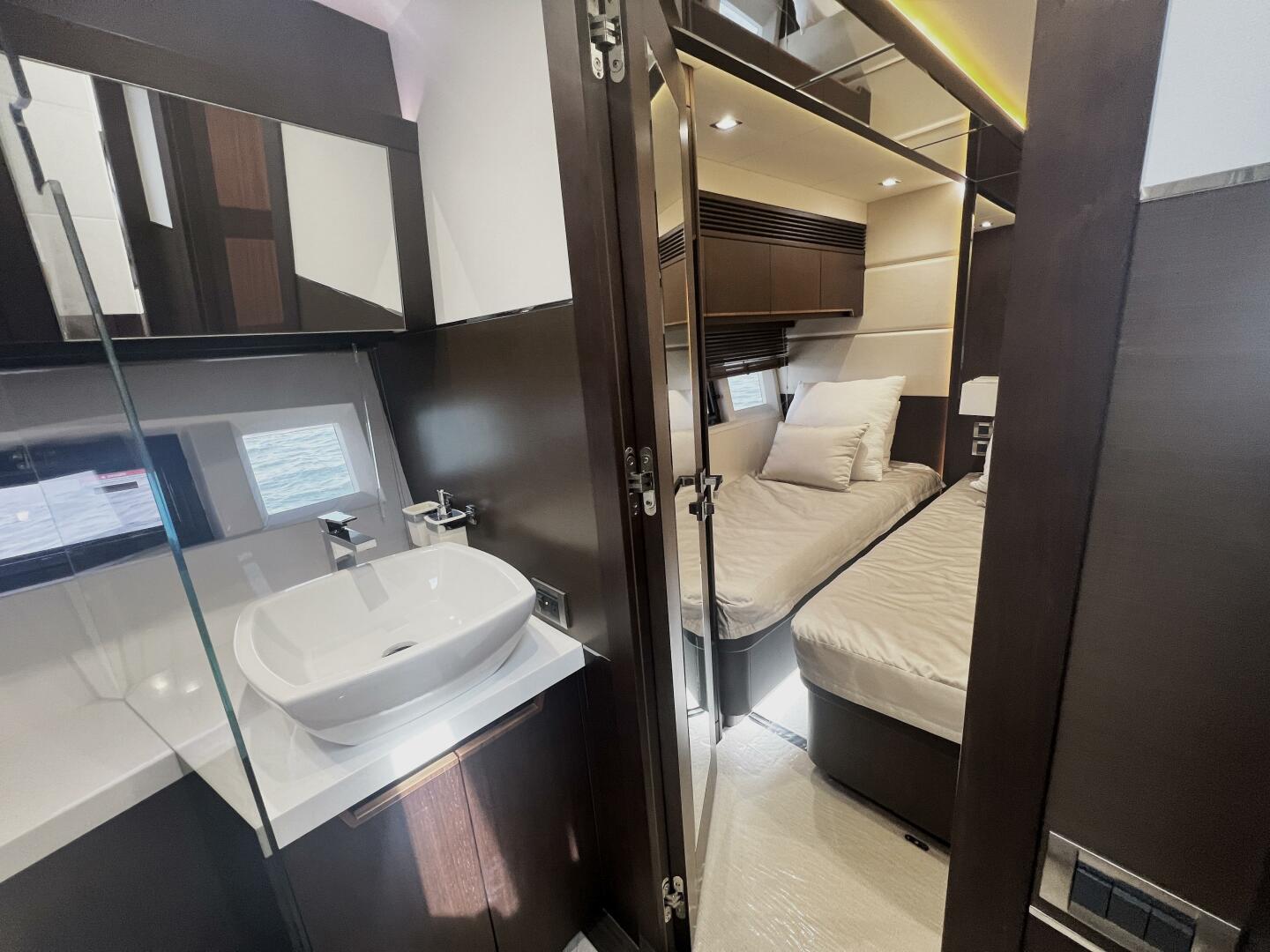 66ft Galeon Yacht For Sale