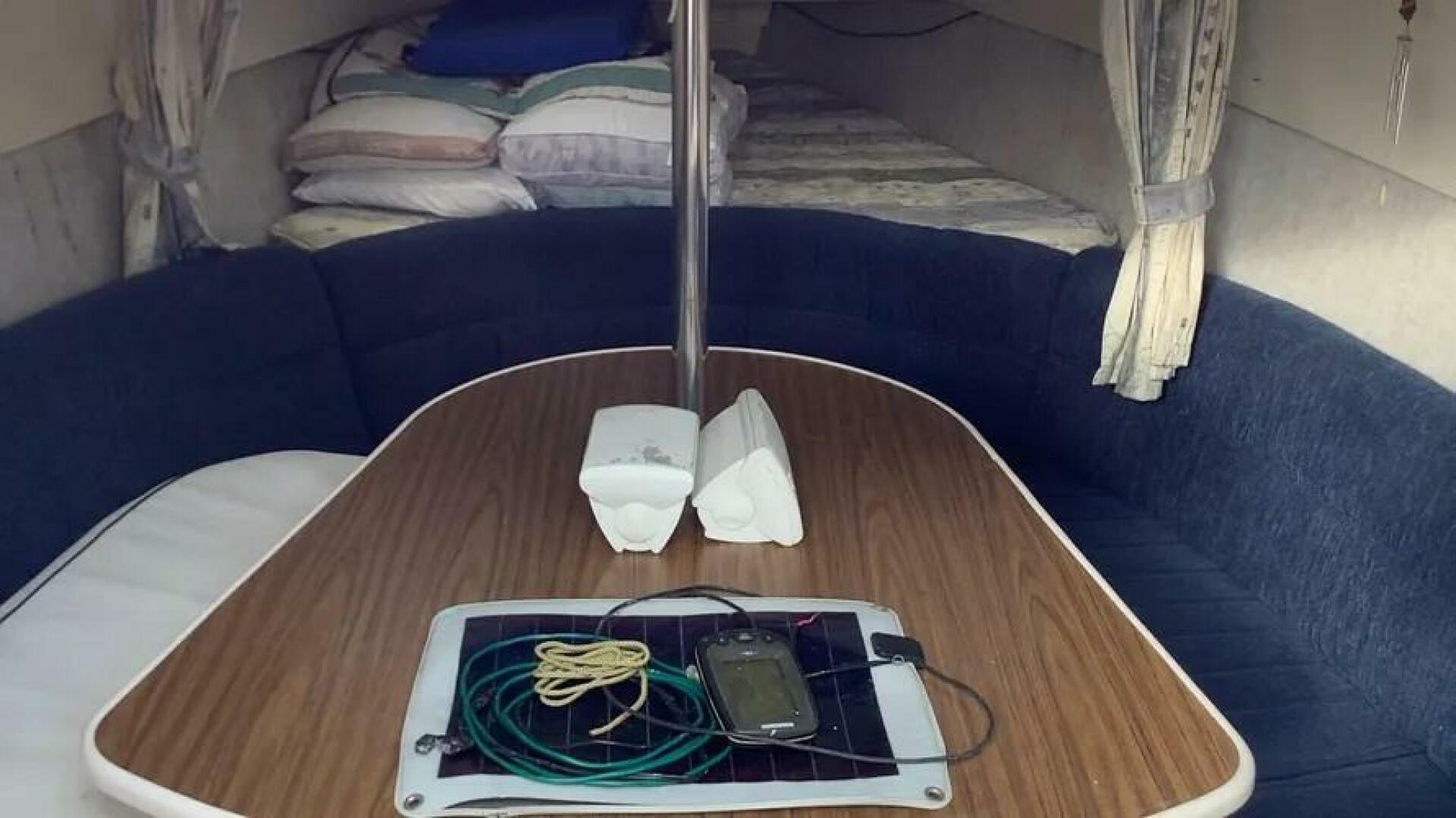 26ft Hunter Yacht For Sale
