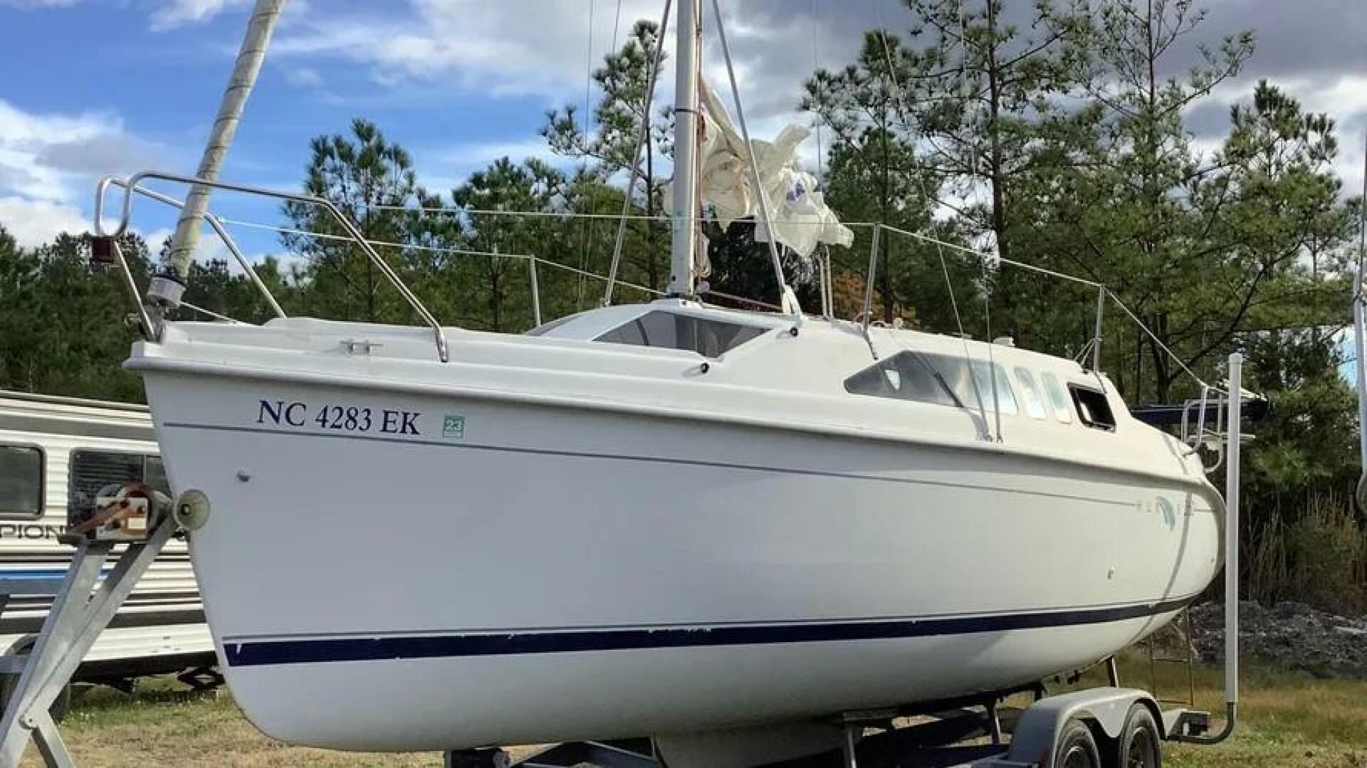 26ft Hunter Yacht For Sale
