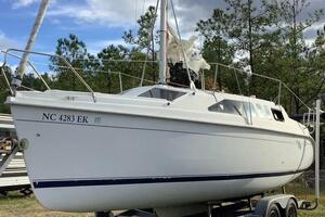 26ft Hunter Yacht For Sale