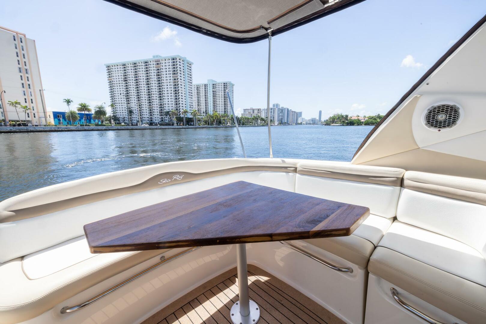 PURA VIDA 37ft Sea Ray Yacht For Sale