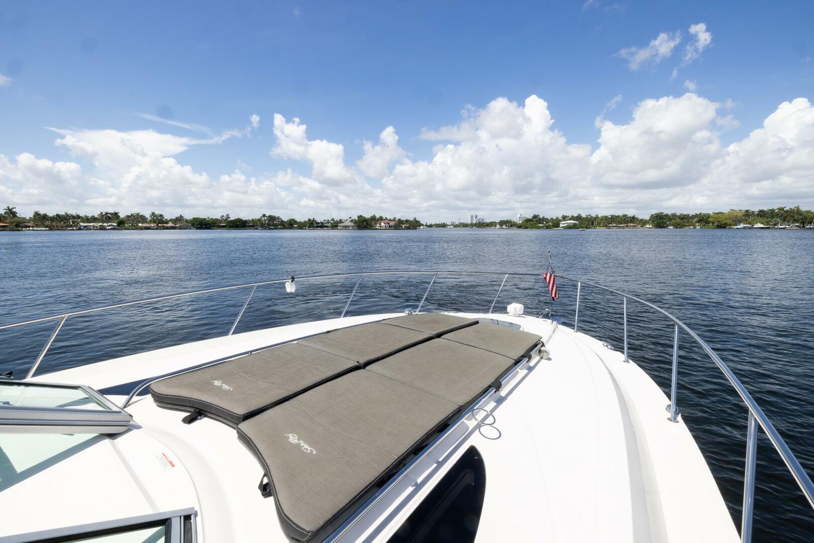 PURA VIDA 37ft Sea Ray Yacht For Sale