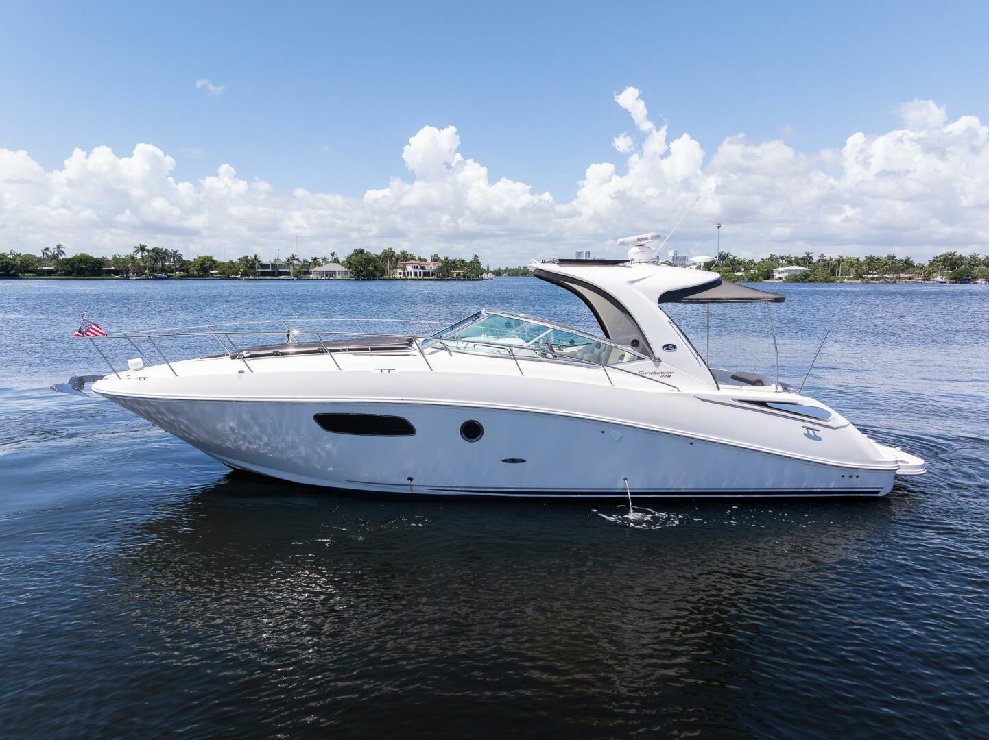 PURA VIDA 37ft Sea Ray Yacht For Sale