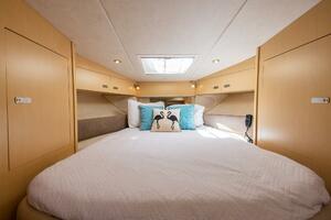 PURA VIDA 37ft Sea Ray Yacht For Sale